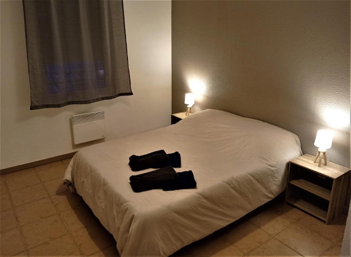 Appartement Proche Cite Medievale Et Centre Ville - Parking Prive Carcassonne Bagian luar foto